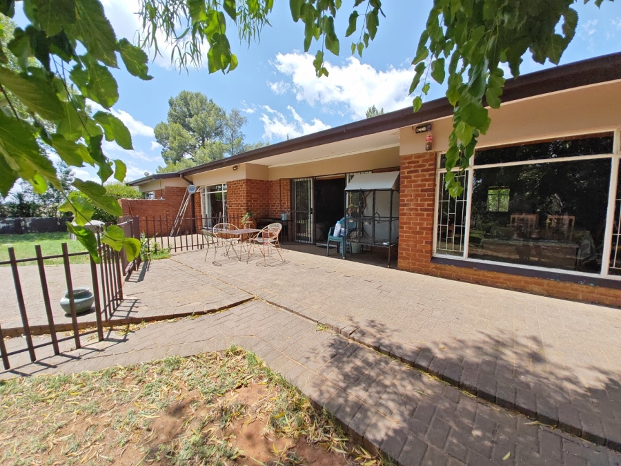 5 Bedroom Property for Sale in Bloemdal Free State